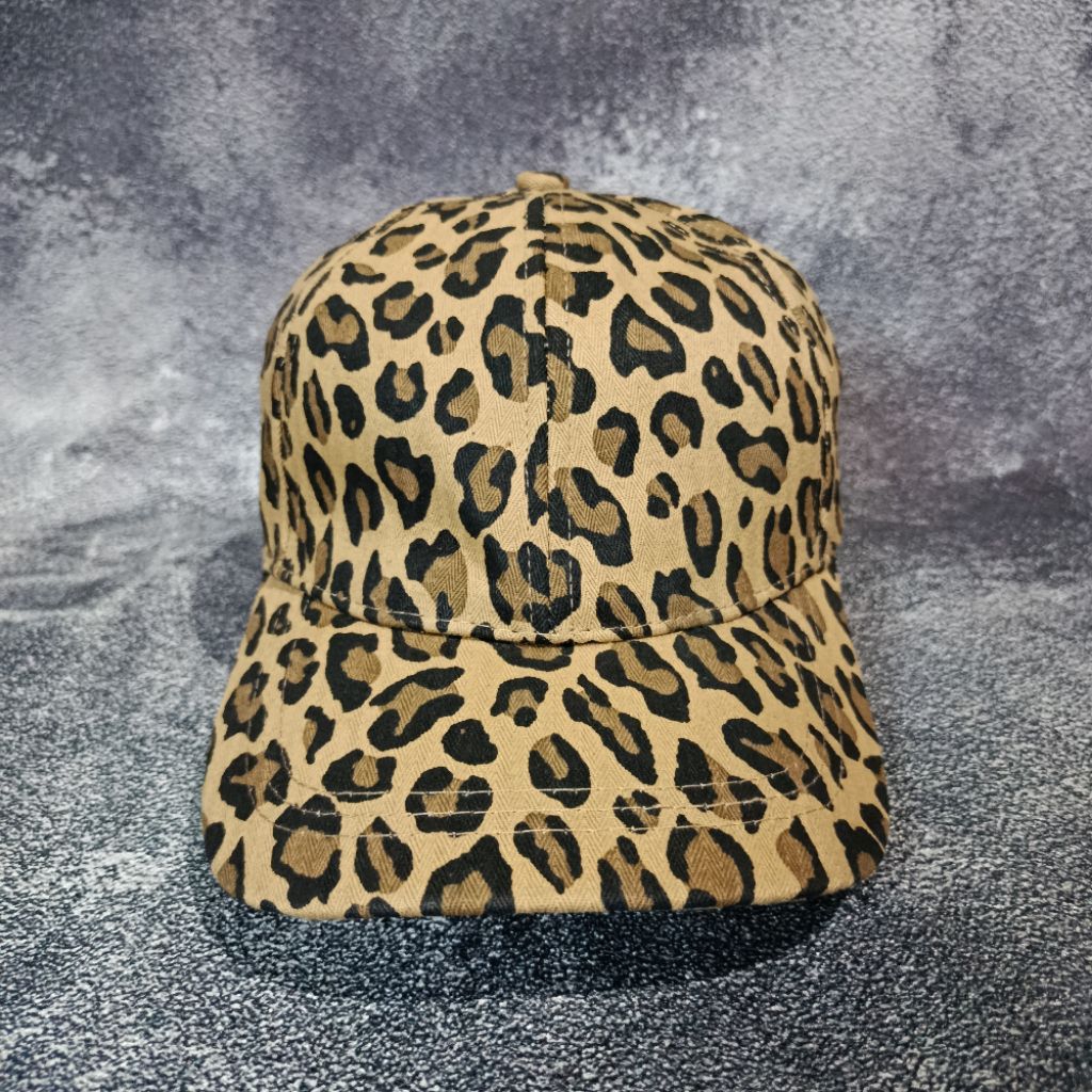 Digidegu Topi Simple Motif Leopard