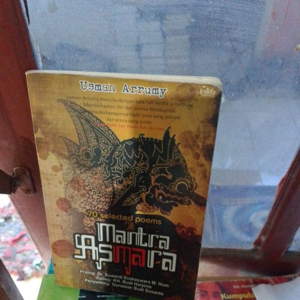 Mantra Asmara oleh Usman arrumy