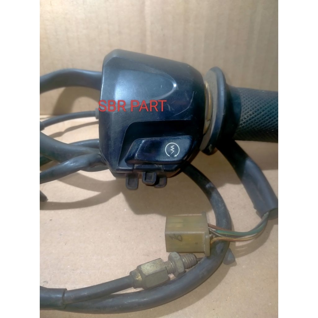 holder kanan / sakelar kanan Honda CB150R old /. CBR old