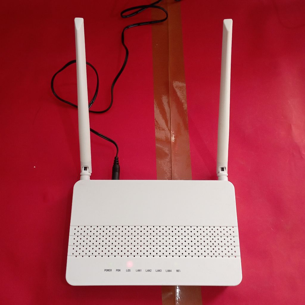 FIBERNUT HG8245H XPON ROUTER WIRELESS