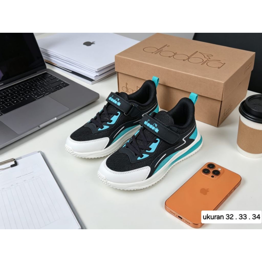 sepatu sport sekolah anak import branded diadora hitam