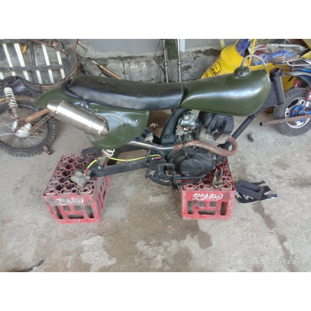 mesin Megapro set rangka vintage