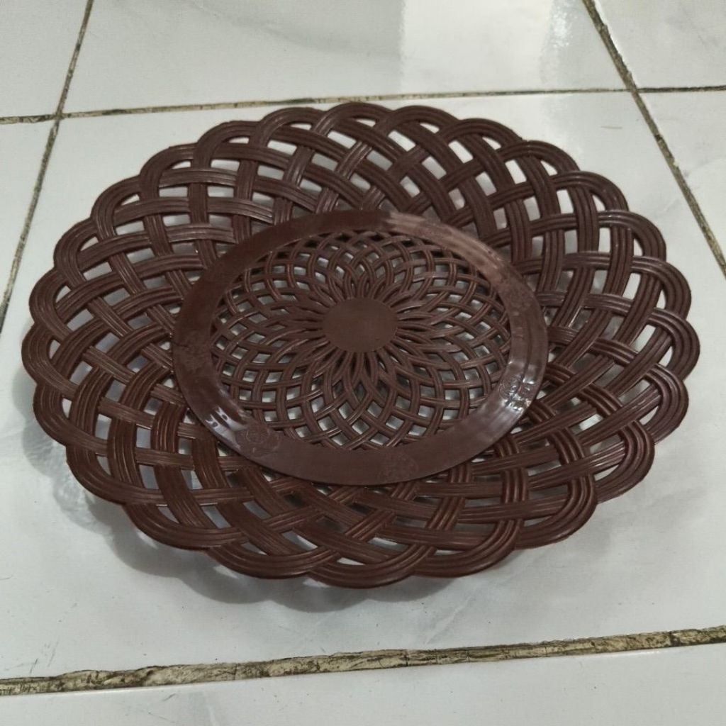 Piring Anyam plastik / piring rotan / piring lidi plastik