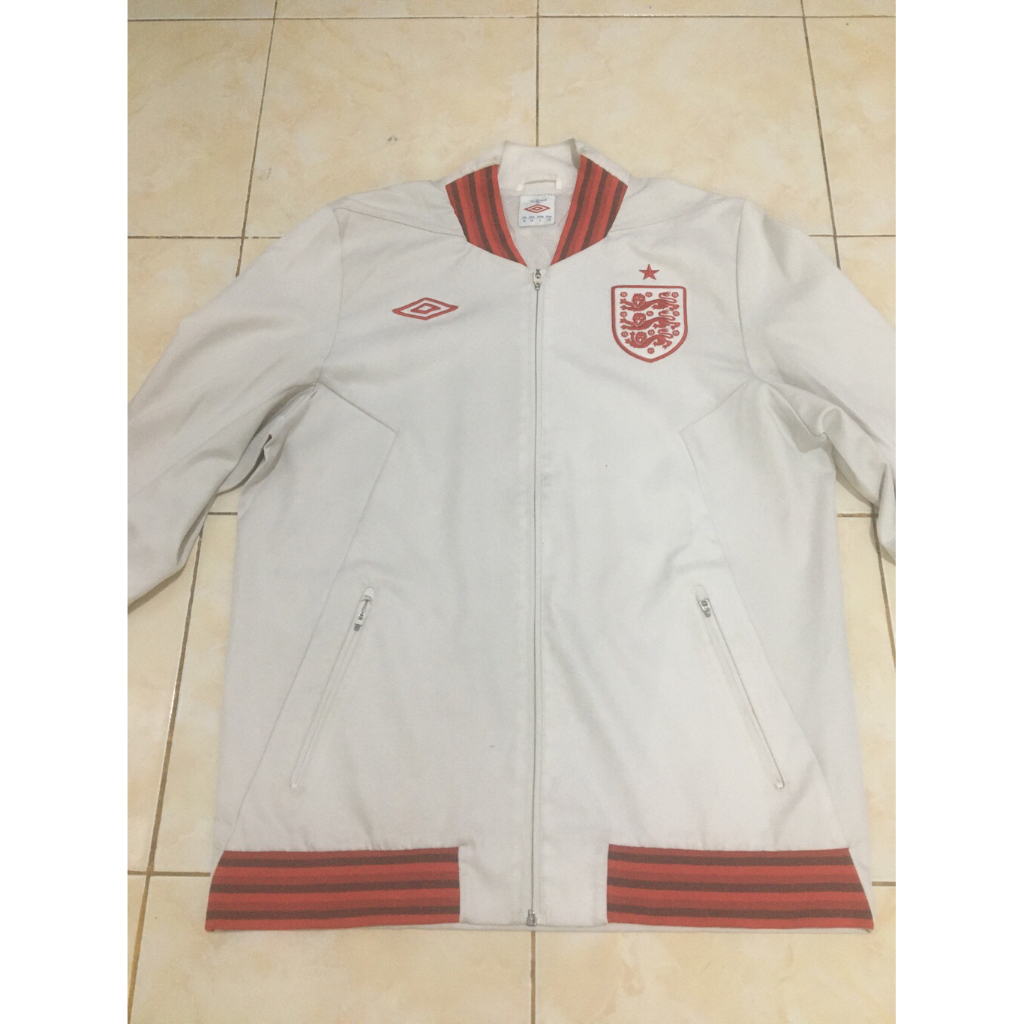 Jaket England Brand Umbro