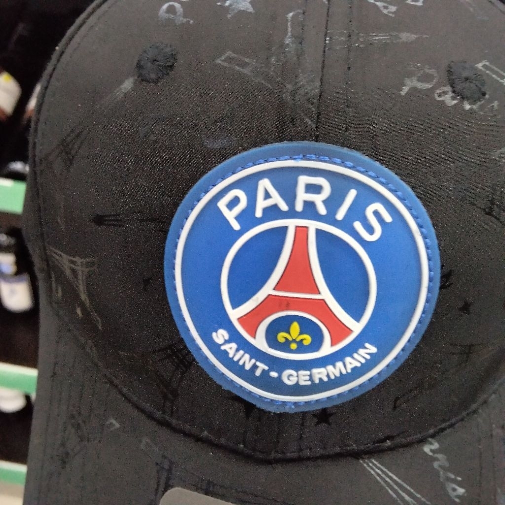 Cap Lengkung PSG Nkee