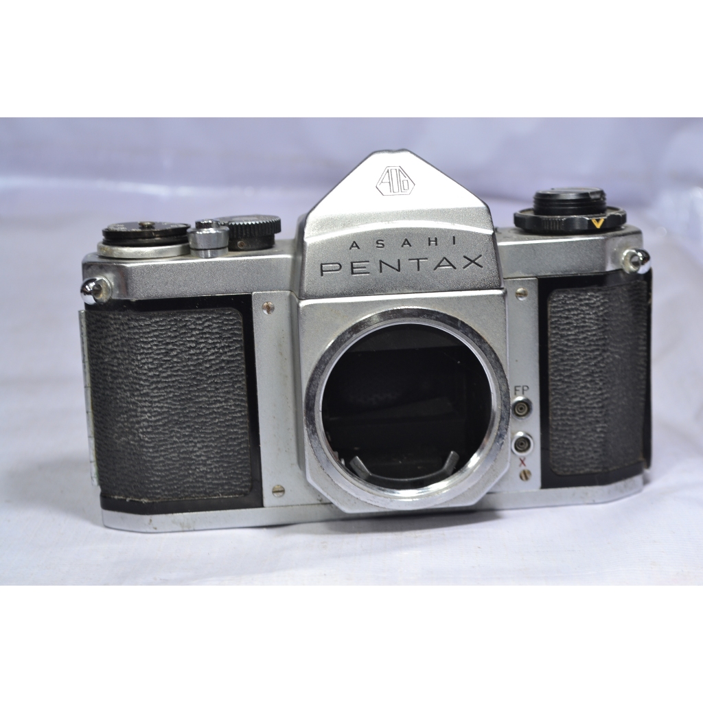 Kamera RUSAK Asahi Pentax SV no seri x677 utk pajangan hiasan display part bagian dalam ga lengkap