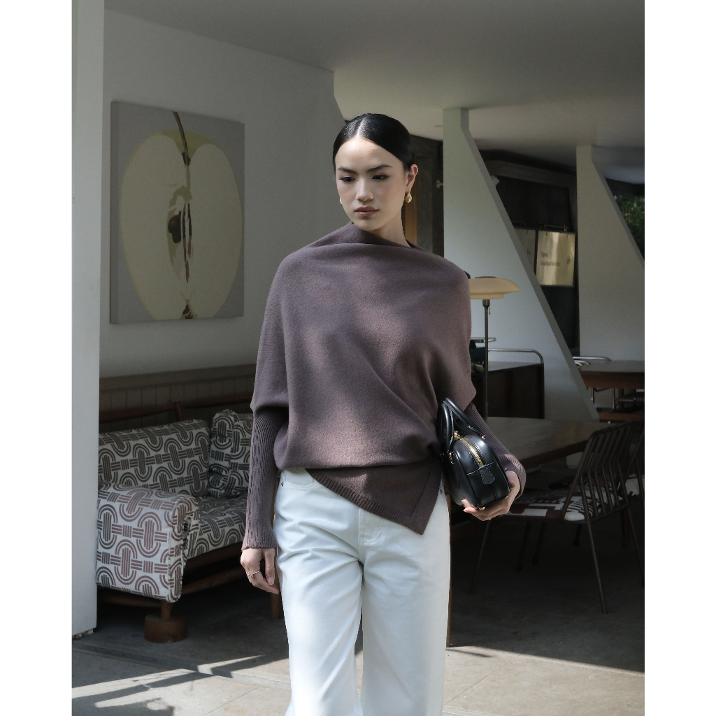 GONEGANI OFFICIAL - Atasan Rajut Wanita Model Elegan & Comfy Slit Batwing Sweater