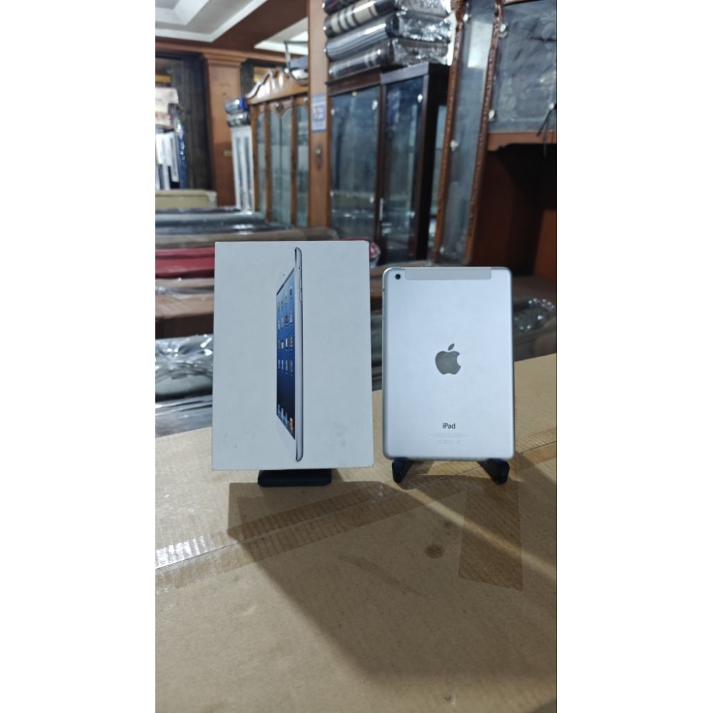 apple ipad mini 3 64GB