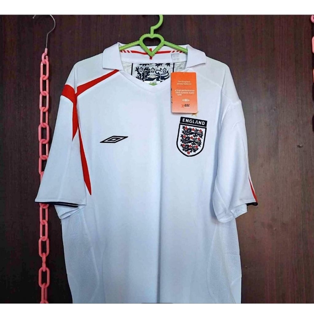 JERSEY RETRO INGGRIS THN 2004