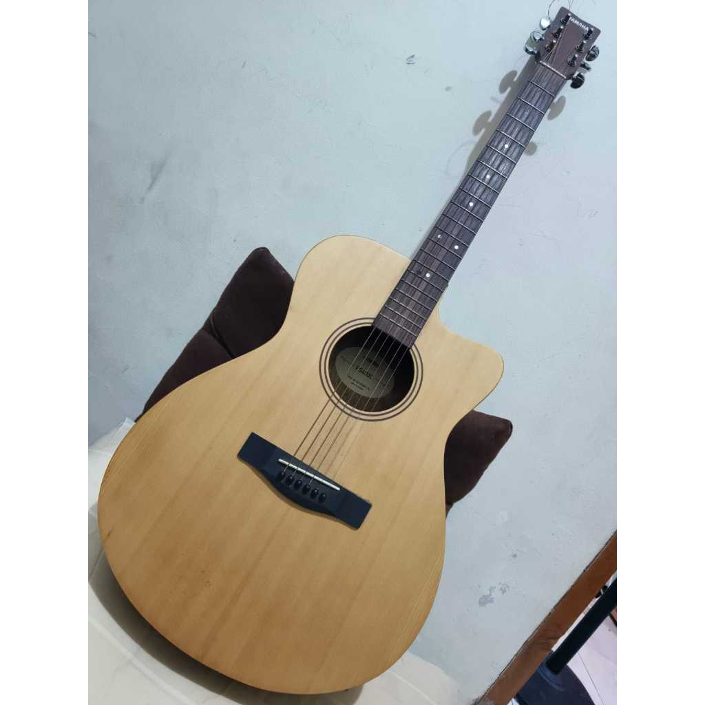 Gitar Guitar Akustik String Acoustic Yamaha FS400C Original Second Bonus Softcase Kapo Senar