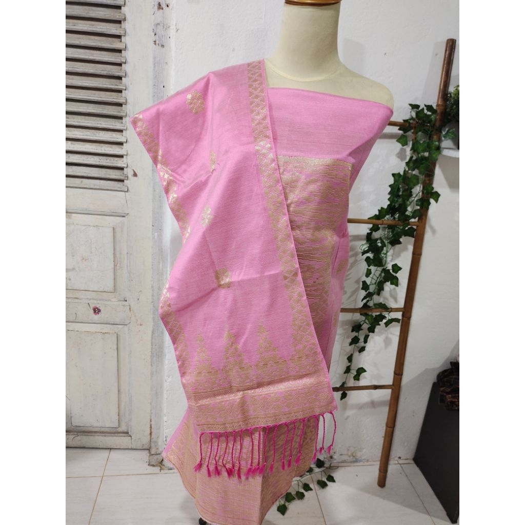 Songket Silungkang warna pink soft pink baby, songket padang