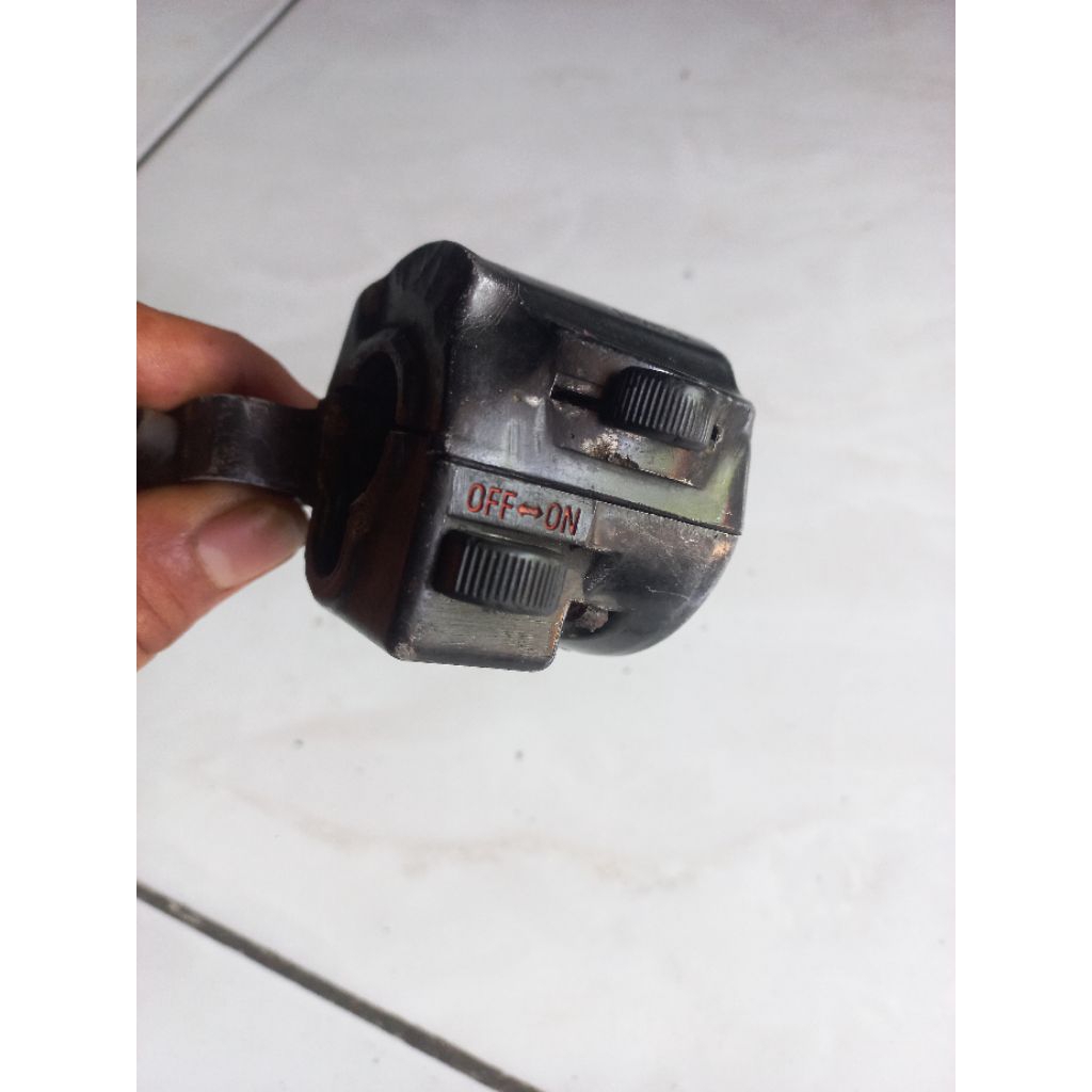 SAKLAR HOLDER ORIGINAL HONDA GL100 GL 100 GL125 GL 125 KONDISI BAHAN