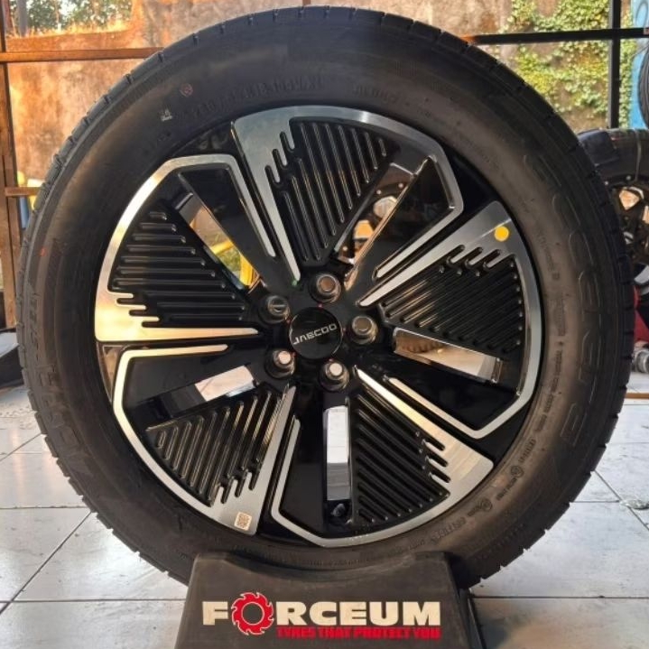 velg serep mobil jaecoo j5 r18 lubang 5x108 + ban baru 235 55 r18