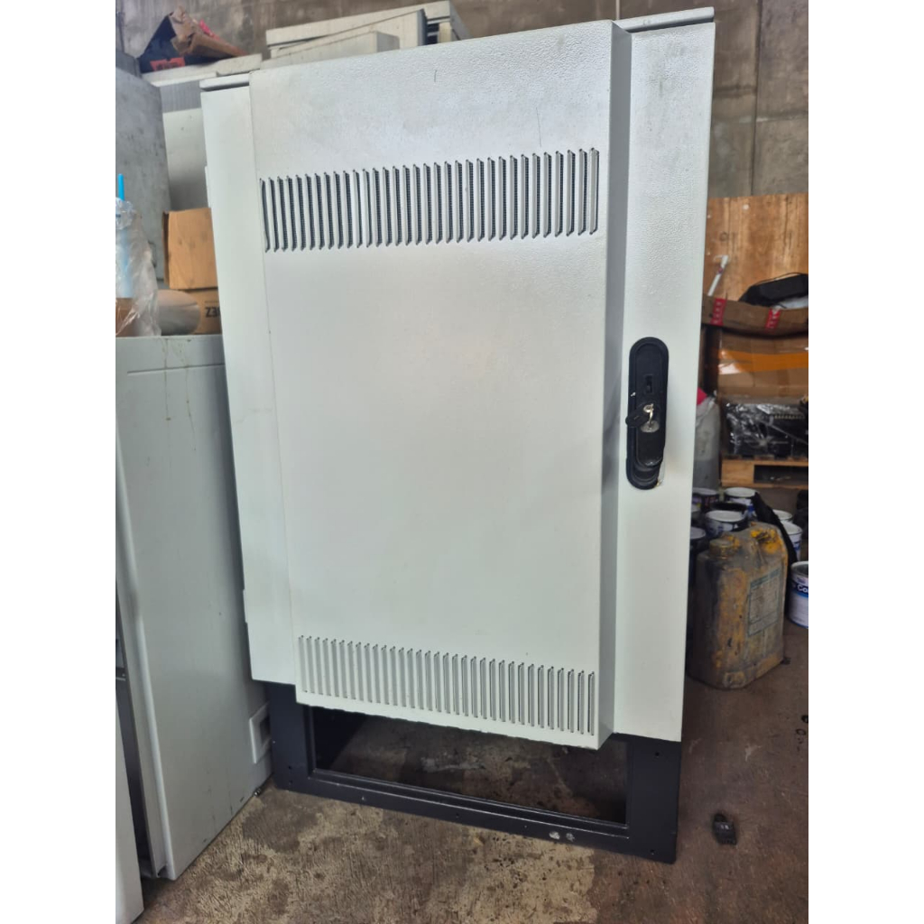 RACK SERVER  OUTDOOR ZTE 20U TAHAN PANAS HUJAN