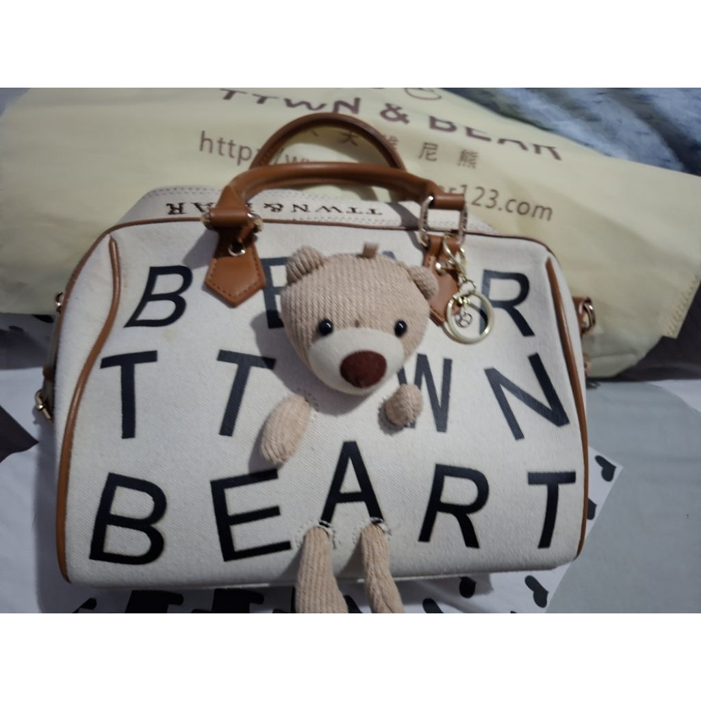 TTWN BEAR  Original