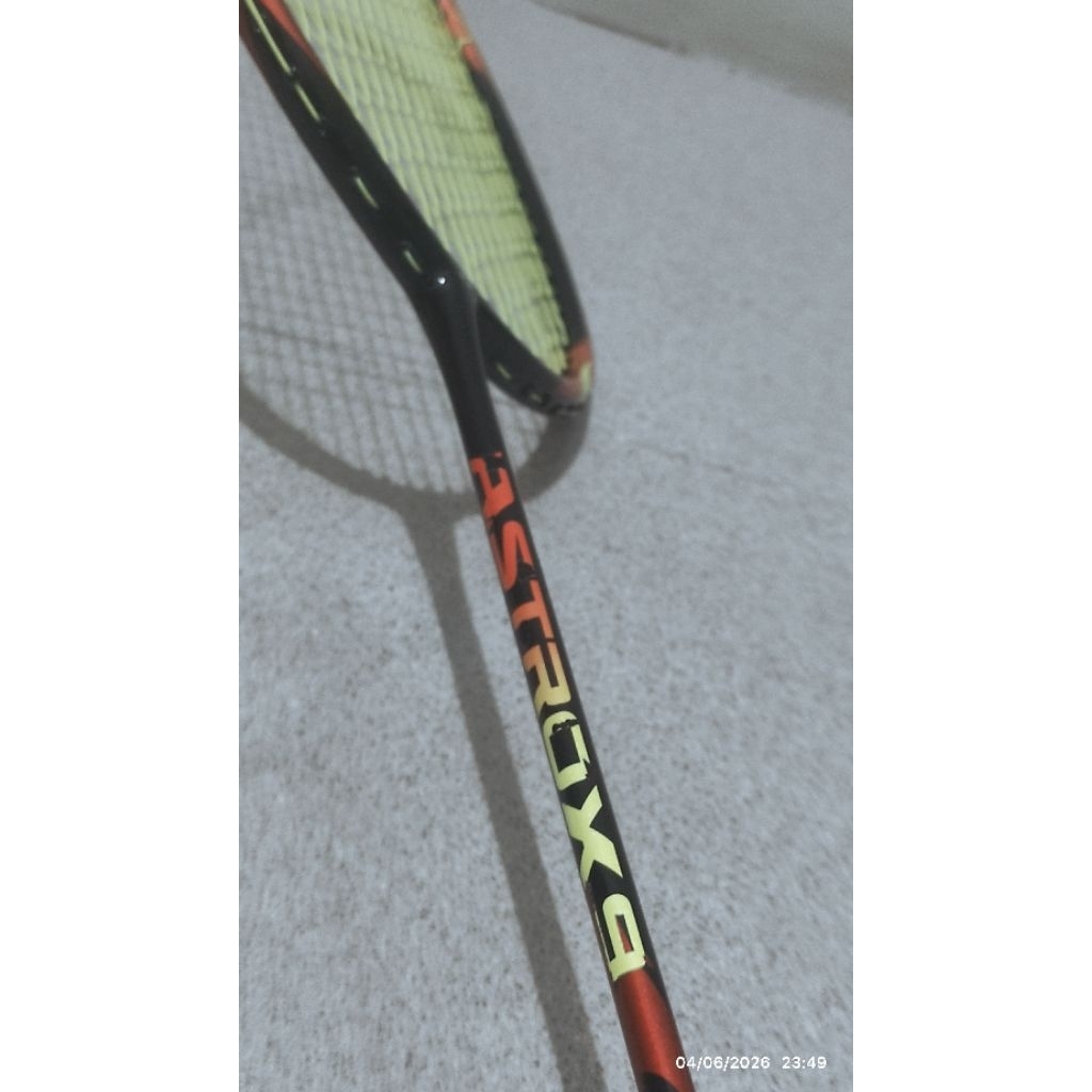 Raket_badmintin_Yonex_astrox_9