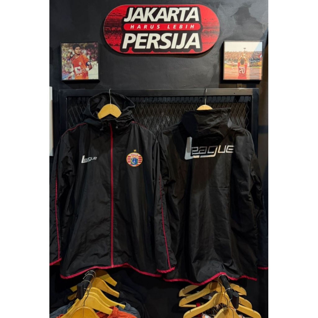 Jaket Official League 2016-17
