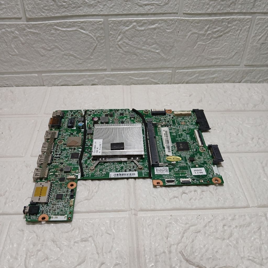 Motherboard Mainboard Mobo Mesin Mati Laptop Acer One Z1402