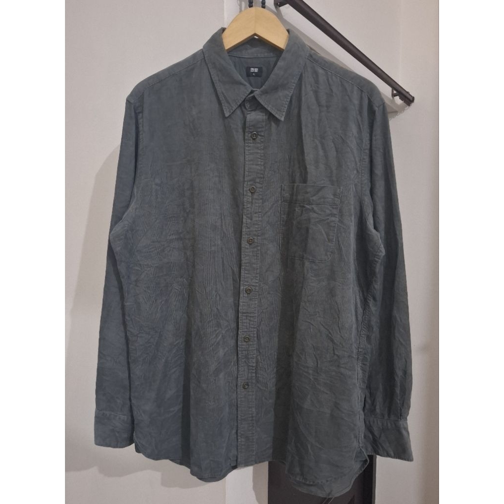 KEMEJA CORDUROY UNIQLO