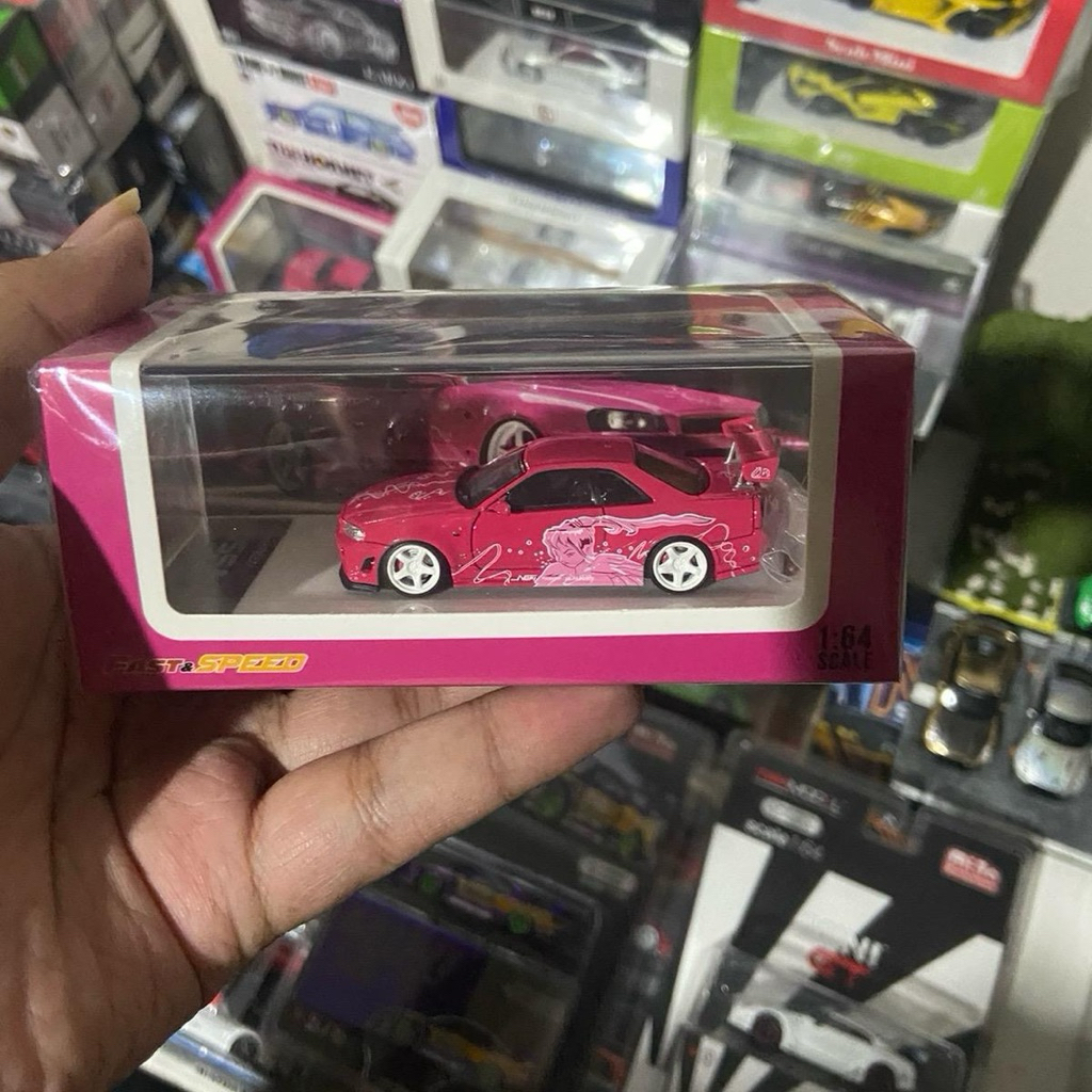Fast & Speed Nissan Sykline GTR R34 Suki Livery With Figure Sealed