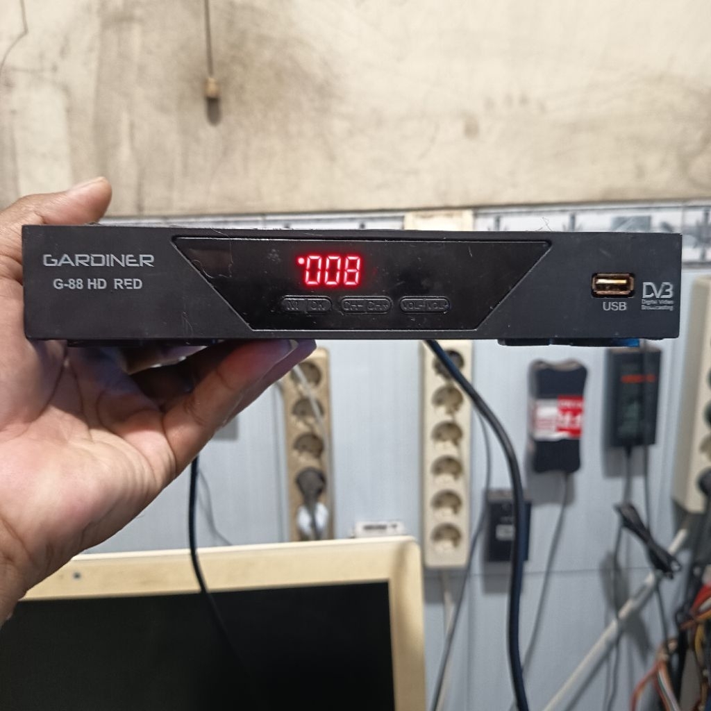 reciever  gardiner g88hd Red tv parabola