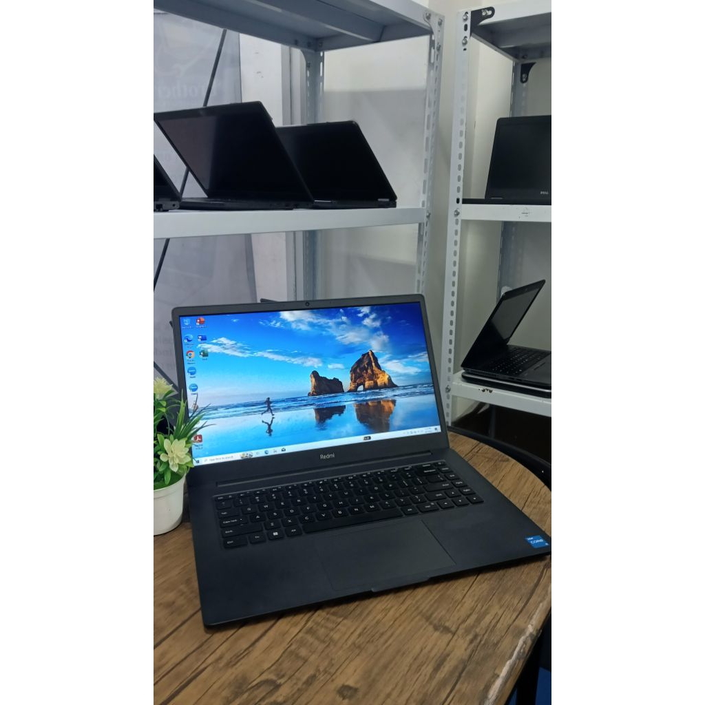 LAPTOP REDMI BOOK 15/CORE i3 GEN 11/RAM 8GB/SSD 256GB