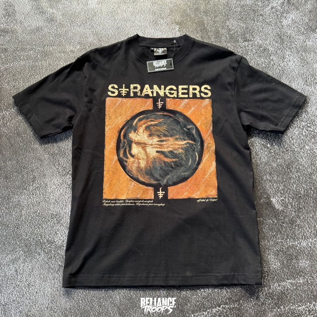 T-shirt Official | Strangers - Blinded