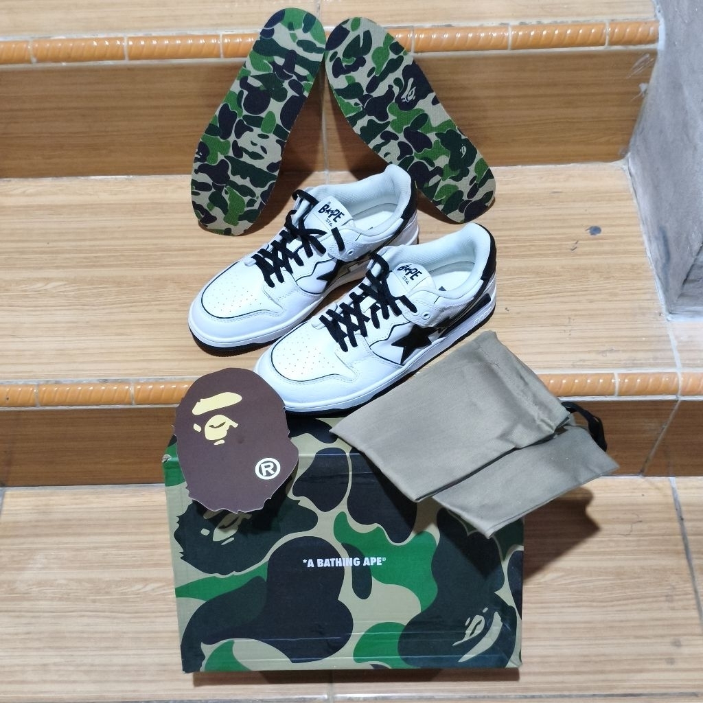 Sepatu / Sneakers - BAPE STAR : White Black, Original