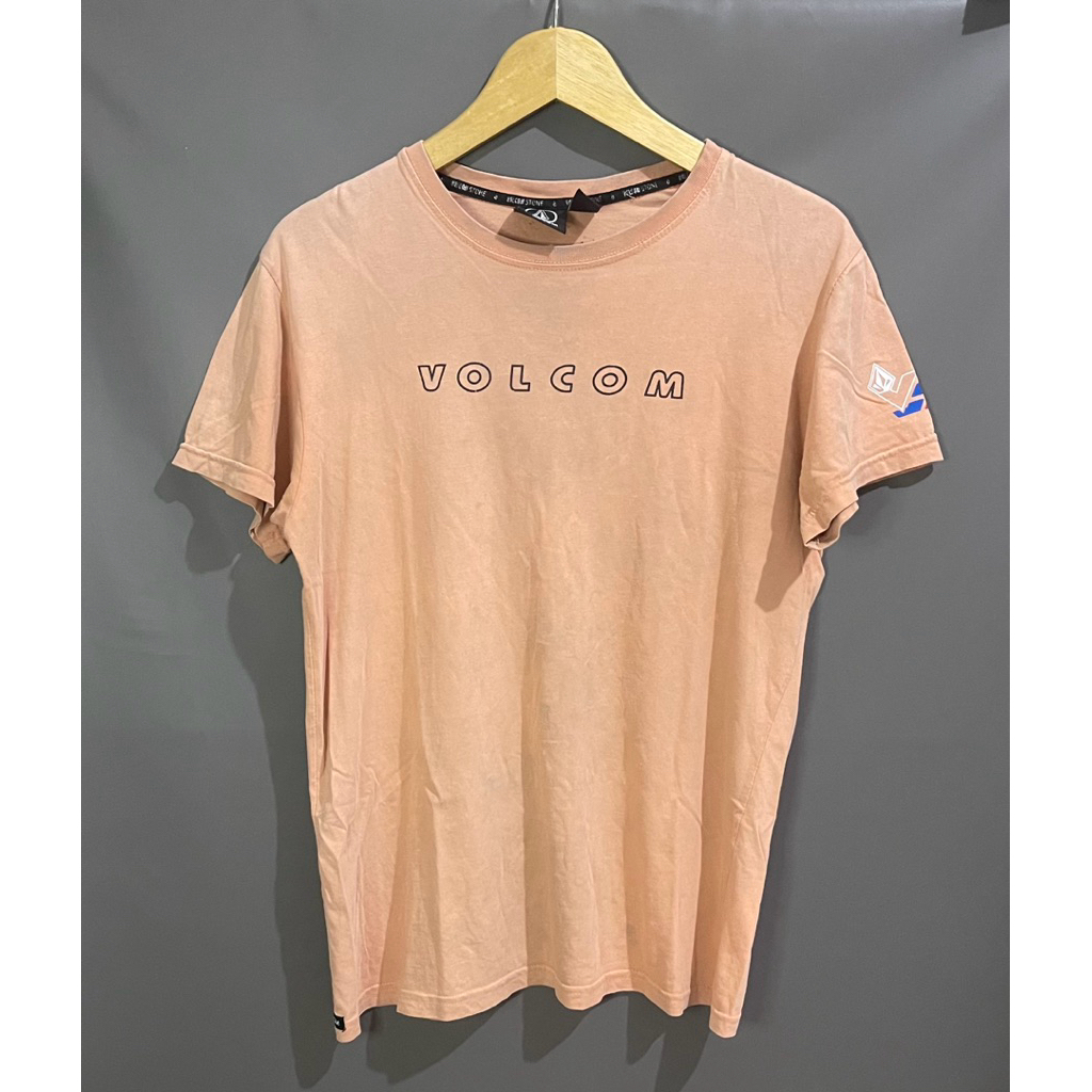Preloved kaos orange volcom