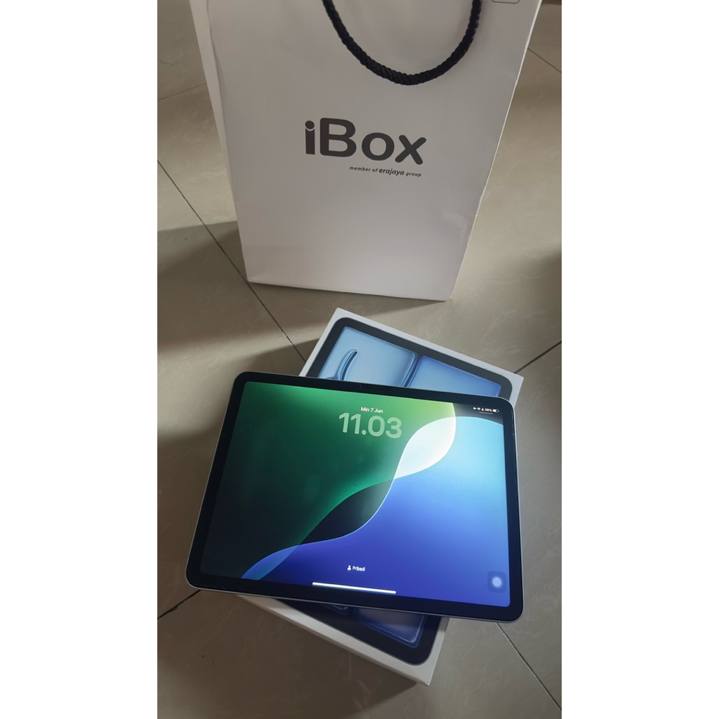 iPad Air 11” M2 Wi‑Fi – Blue 128GB (Second Like New)