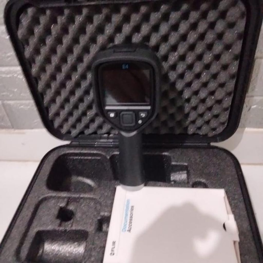 FLIR E4 Kamera Termal