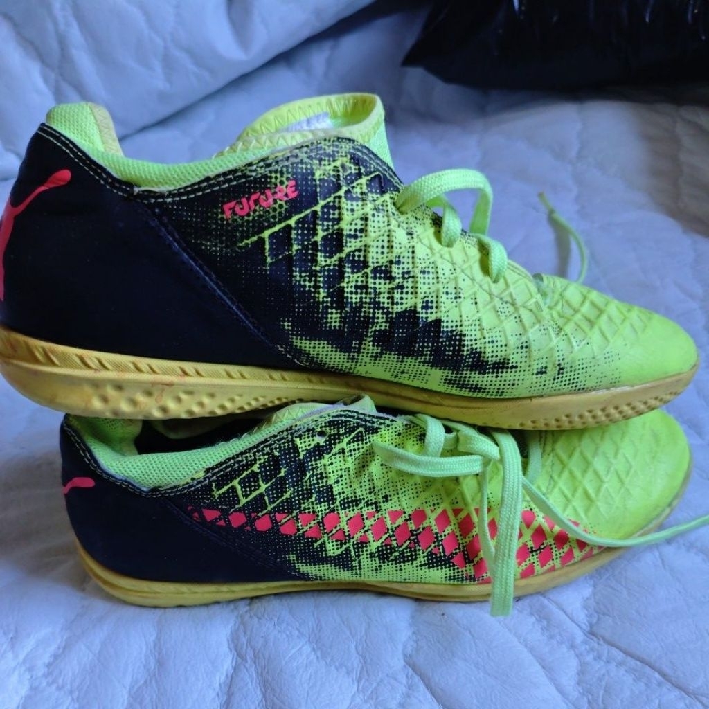sepatu futsal puma future ori size 37 ins 23