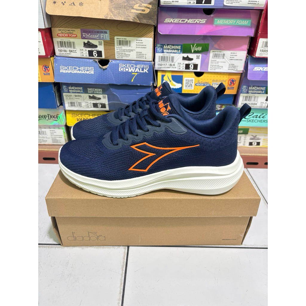 SIZE 42 DIADORA MARA NAVY MAN ORIGINAL RUNNING