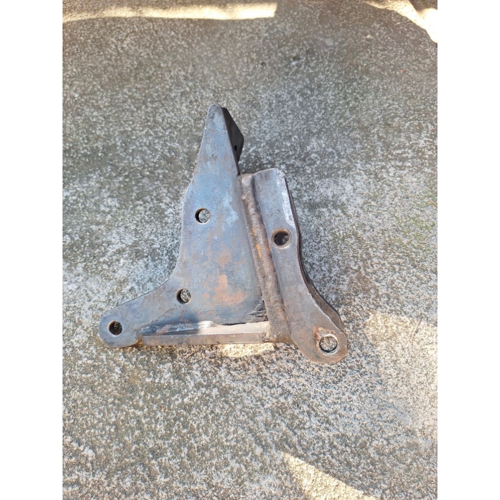 Bracket Braket Dudukan AC Kijang Sanden Bekas Second Copotan