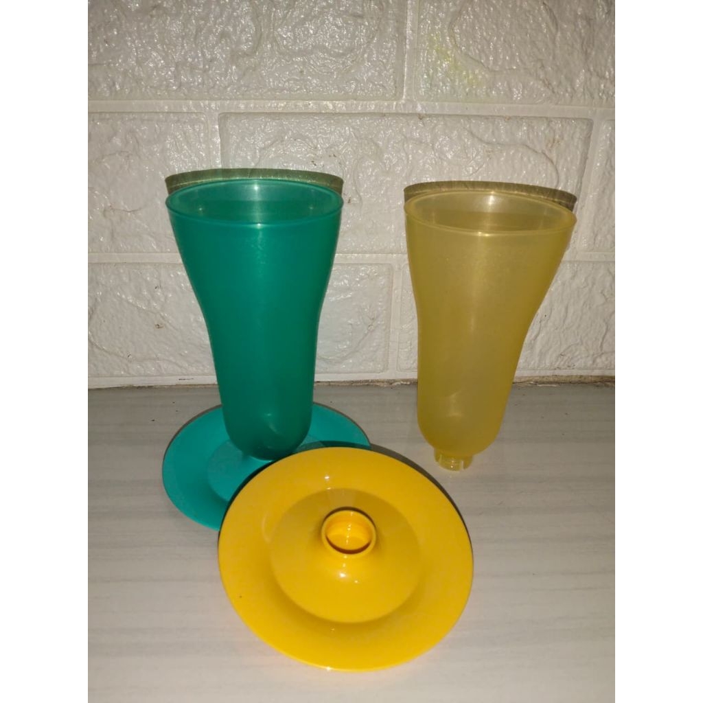 Set gelas Tupperware baru