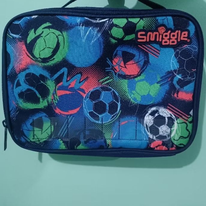 lunchbag  original smiggle