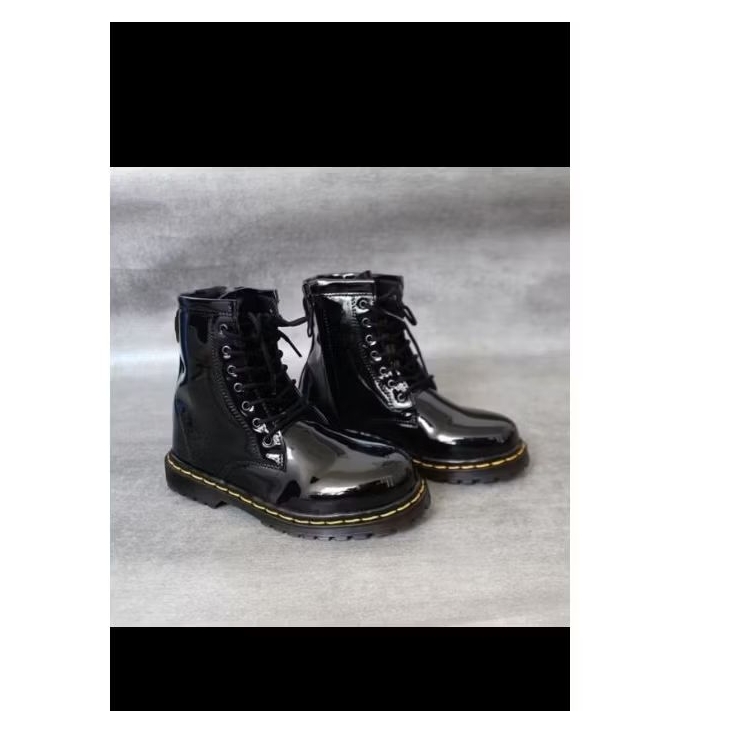 sepatu Docmart preloved