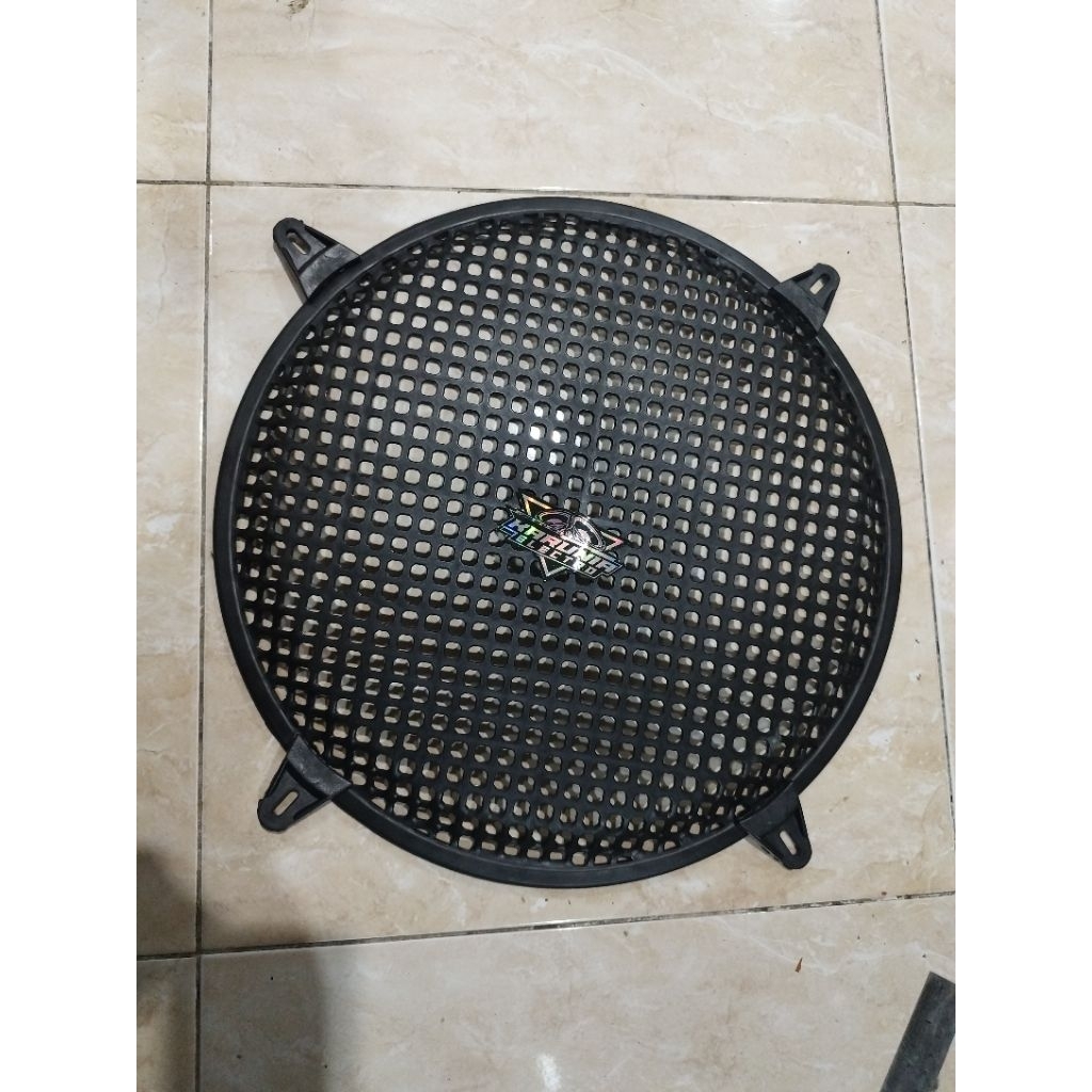 penutup spiker 15inch bulat plastik
