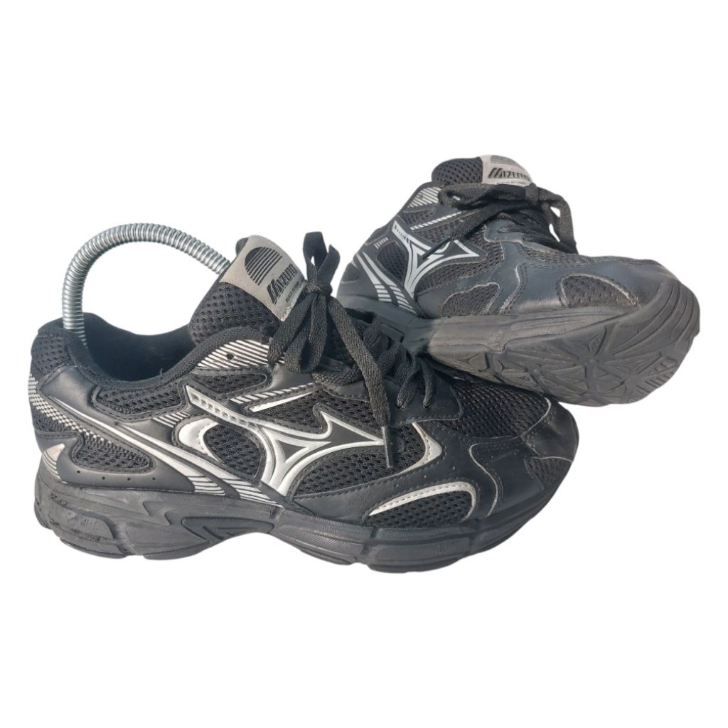Sepatu Second Mizuno Speed 2k original 40