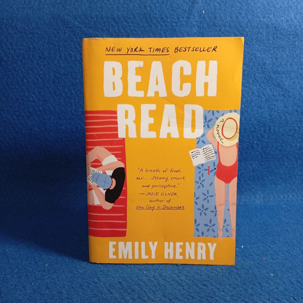 Beach Read by Emily Henry