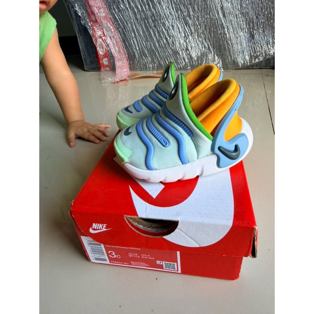 NIKE DYNAMO GO