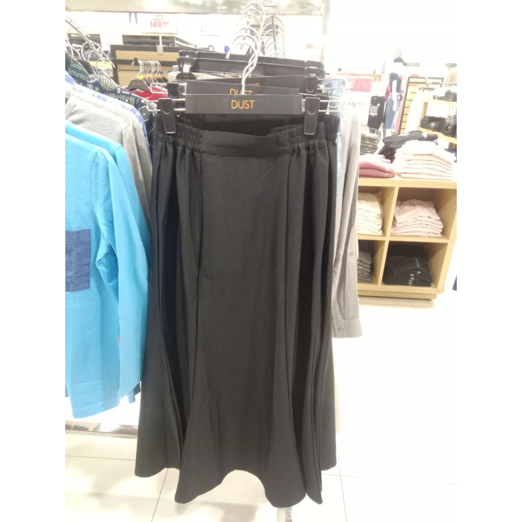 Rok Bahan Wanita by Dust