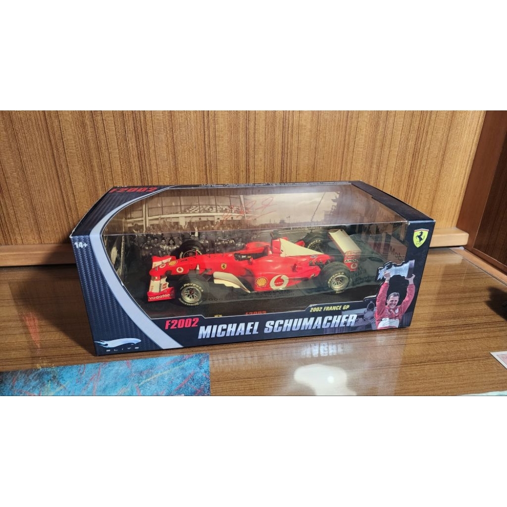 Hot Wheels Elite 1/18 Ferrari F2002 Michael Schumacher