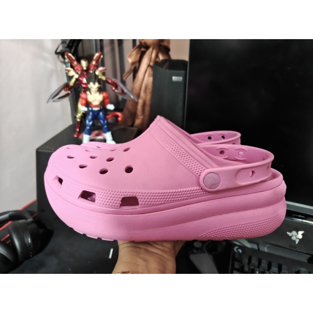 preloved Crocs crush dusty pink original size 38