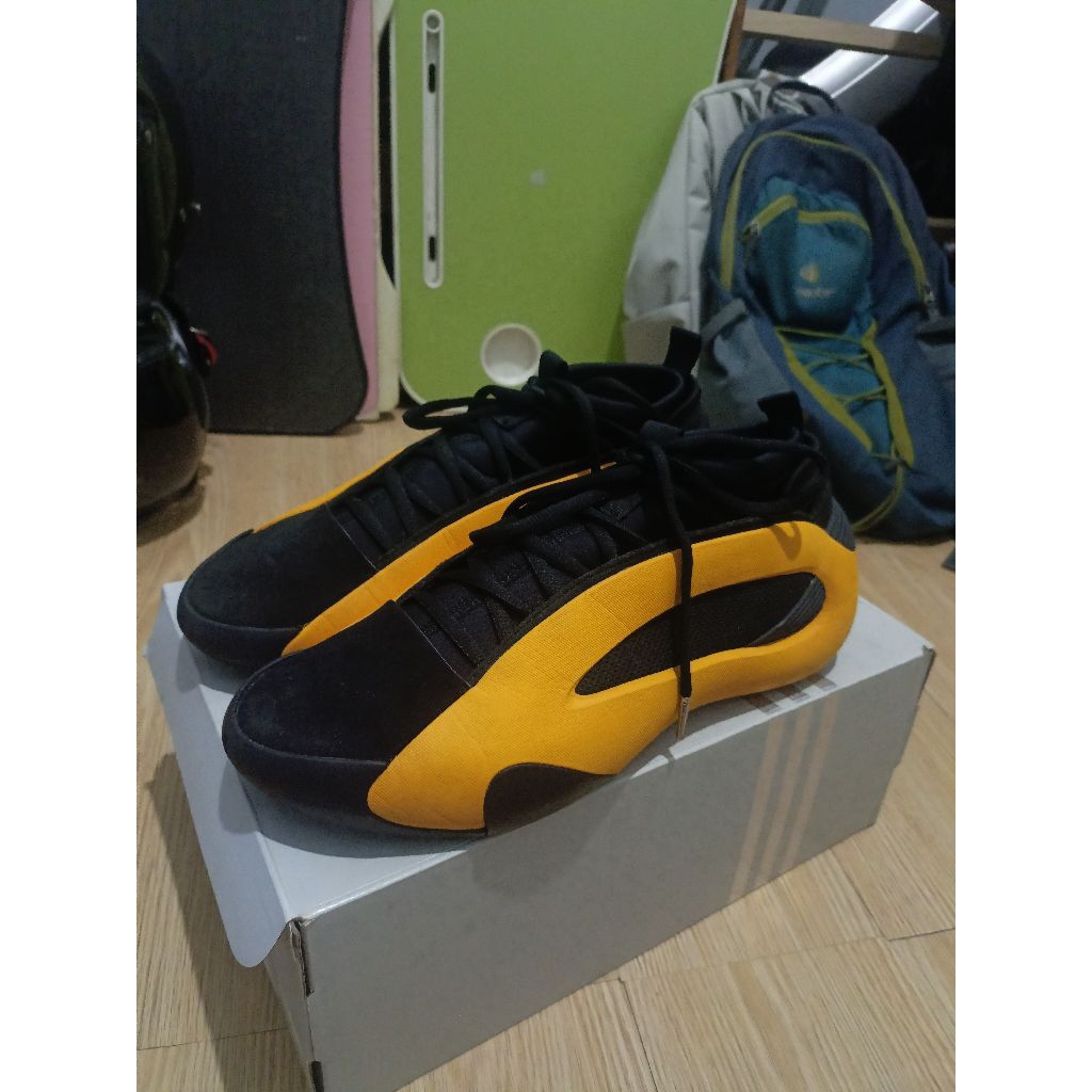 sepatu Adidas james harden vol 8