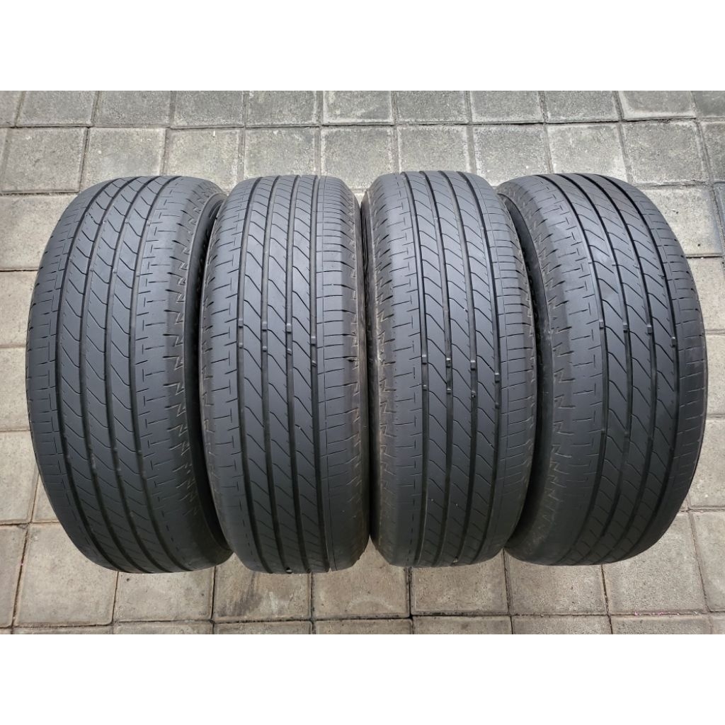 Ban 16 Inch Bridgestone Turanza T005A 215/65 R16 Second 4pcs