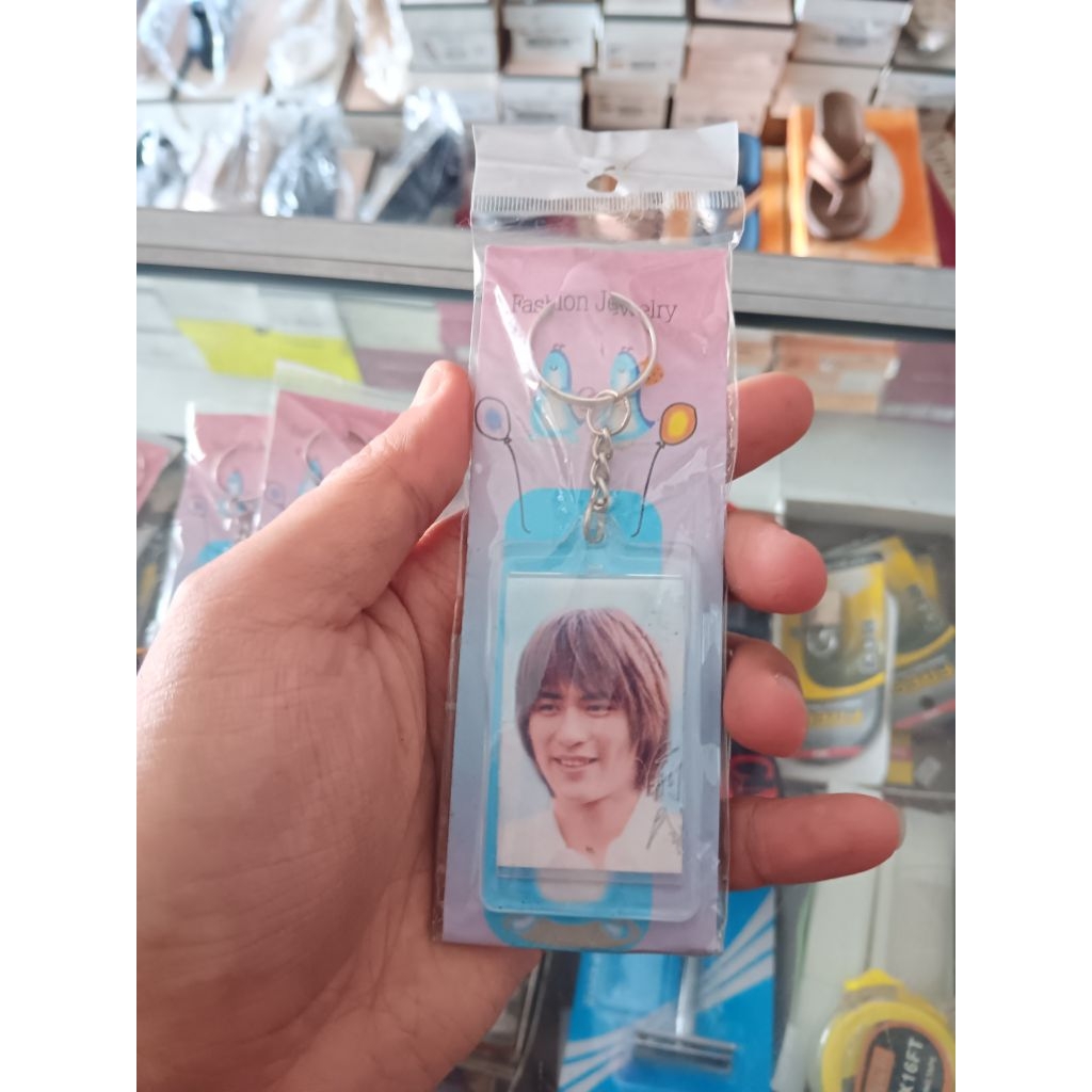 GANTUNGAN KUNCI F4 METEOR GARDEN