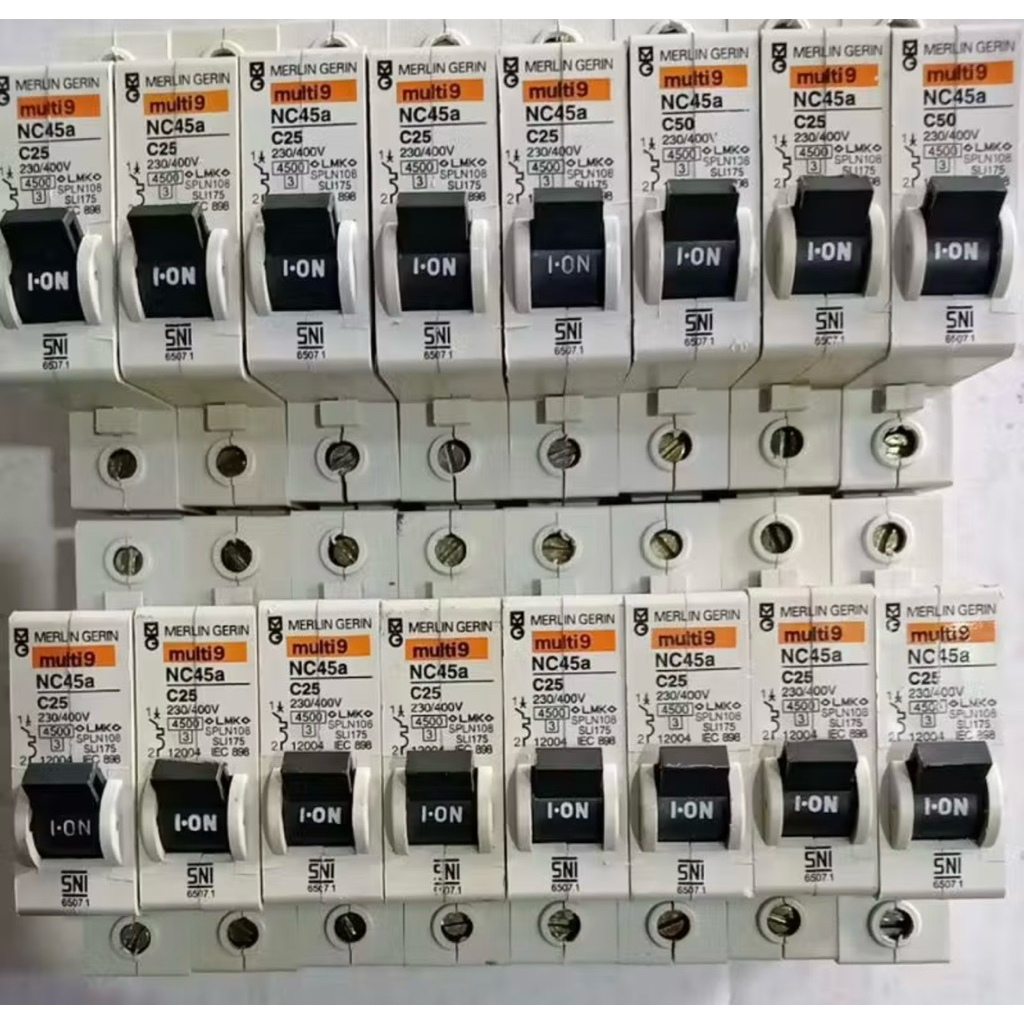 MCB MERLIN GERIN 1PHASS 25A. ORIGINAL 