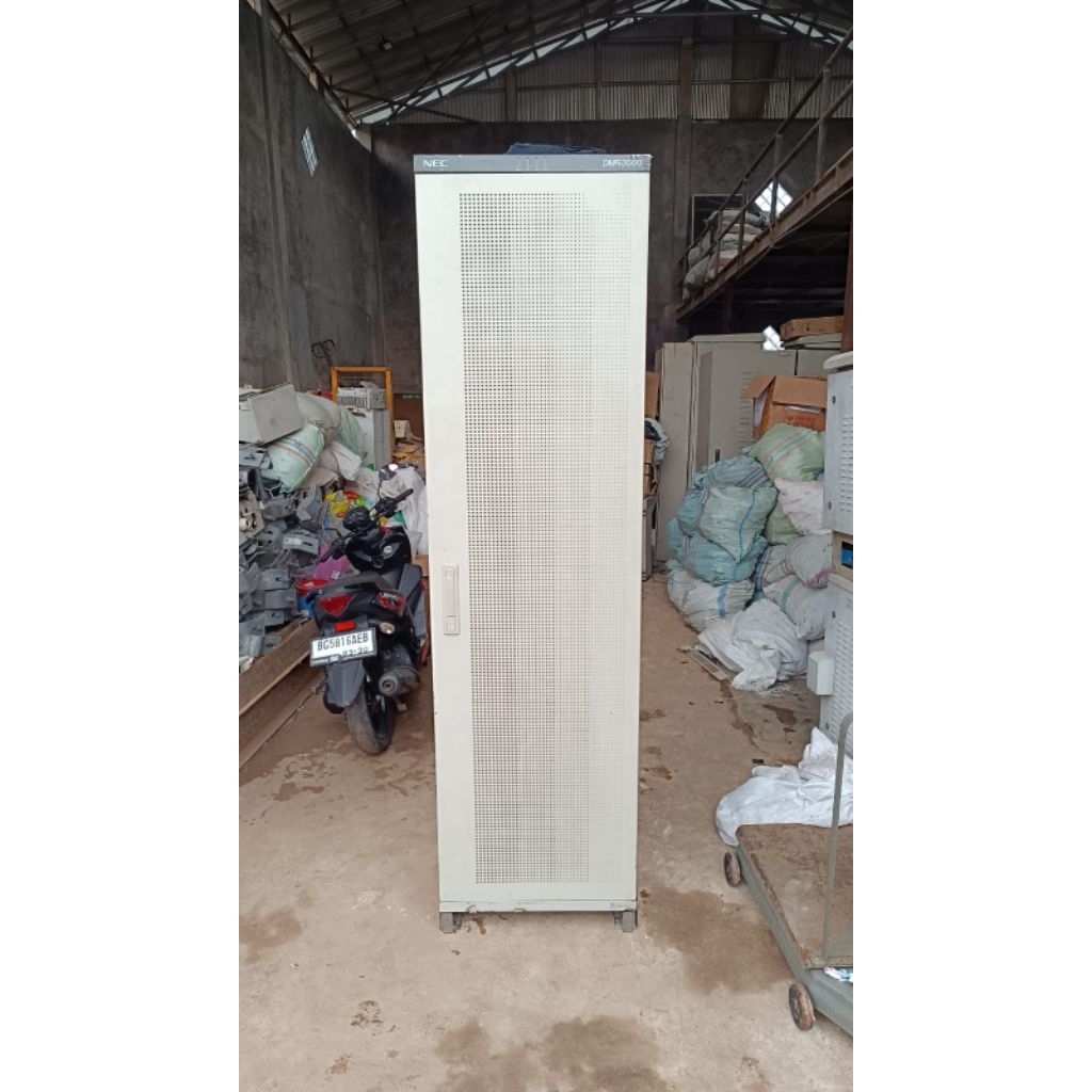 Rak/rack Server + batre litium life4 Instalasion Outdoor dan Indoor untuk batre/aki litium data cent
