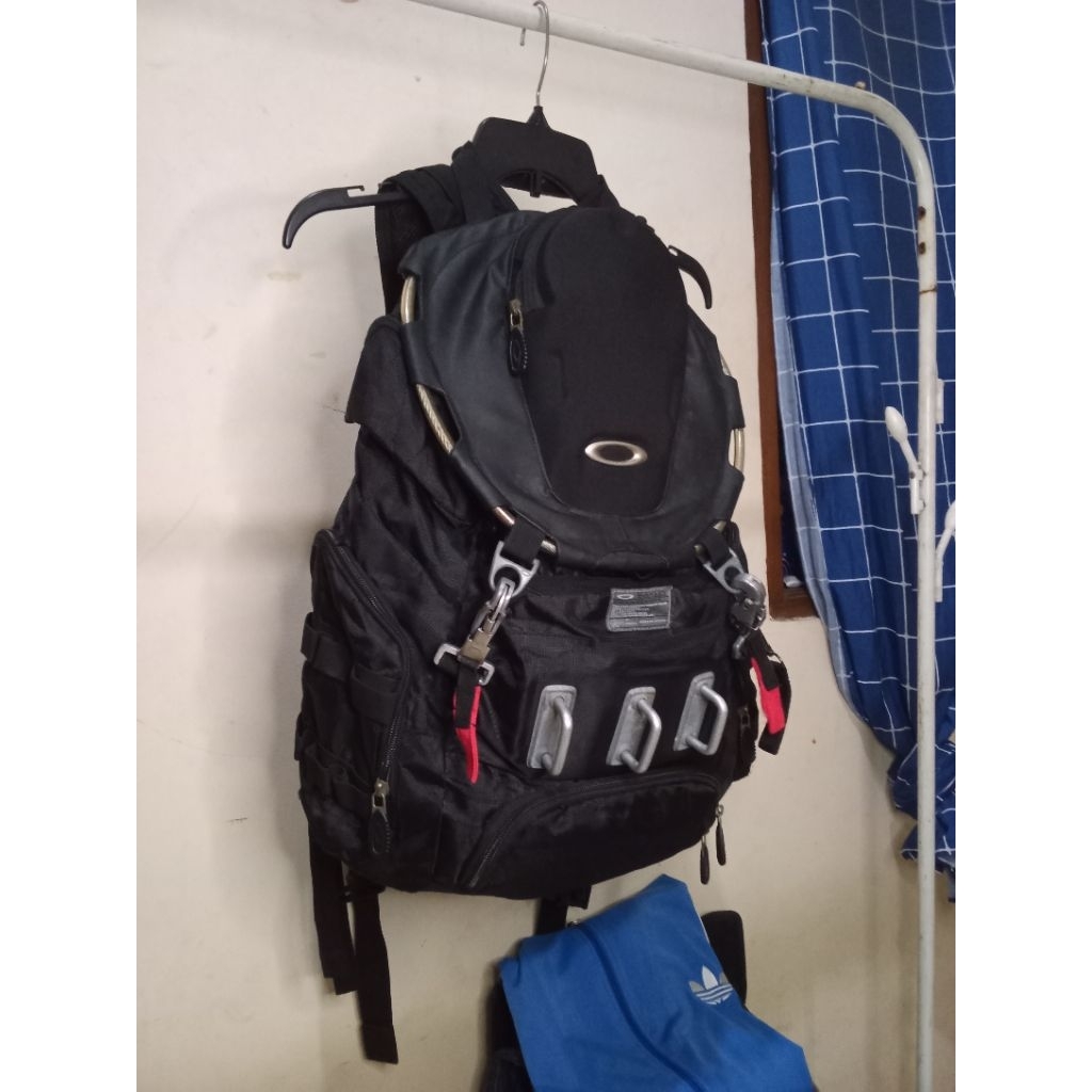 backpack Oakley vintage oakley, Oakley icon